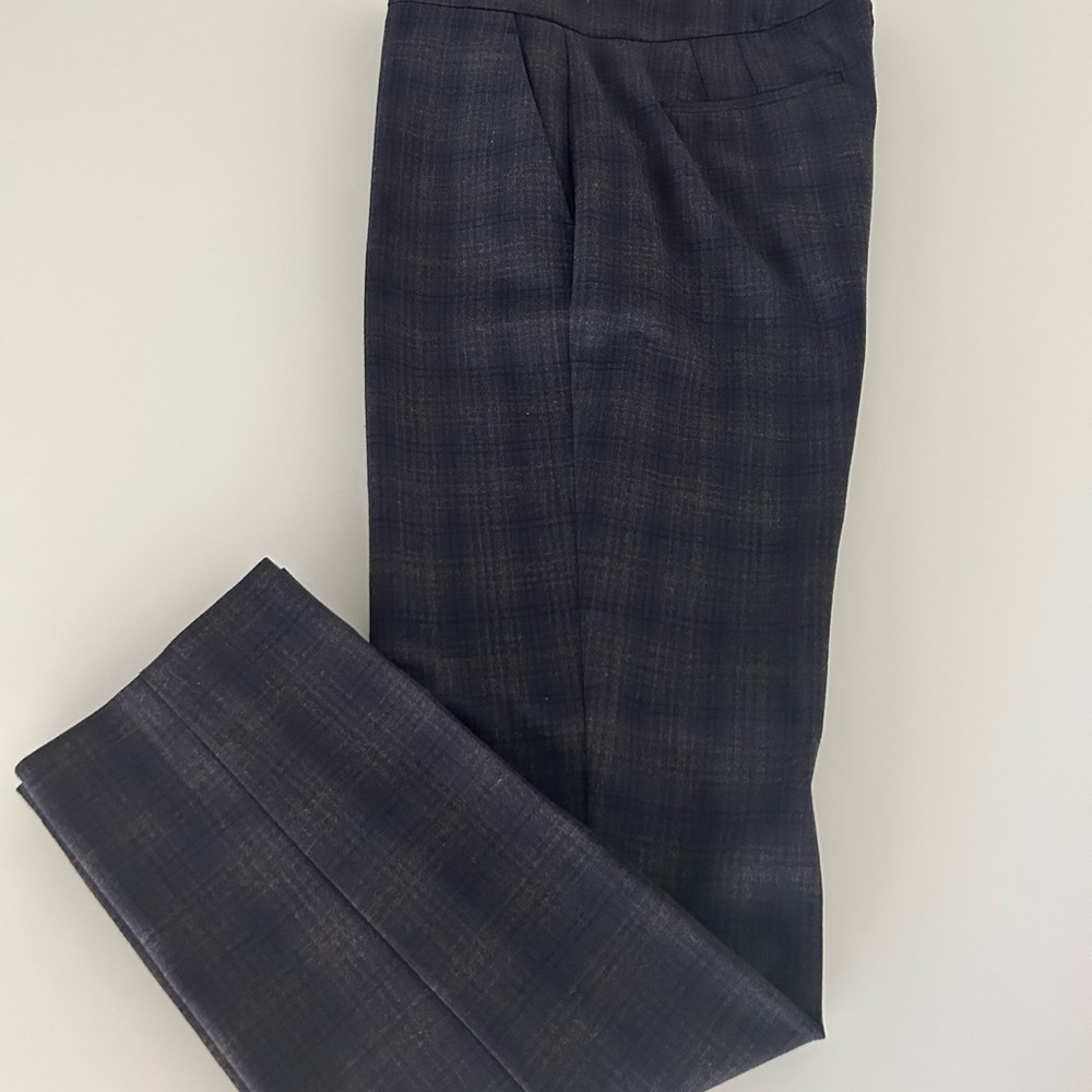 Theory Deep Navy and Grey Plaid Pants - Wool Blend Perfect for Fall/Winter.